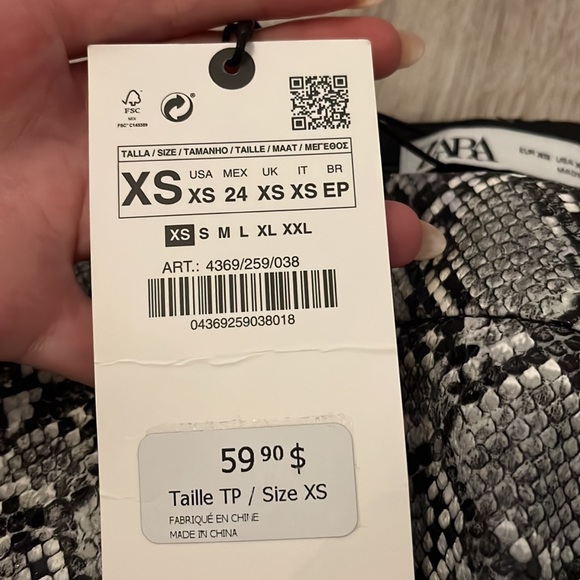 Zara Faux Snakeskin Pants - Picture 5 of 5